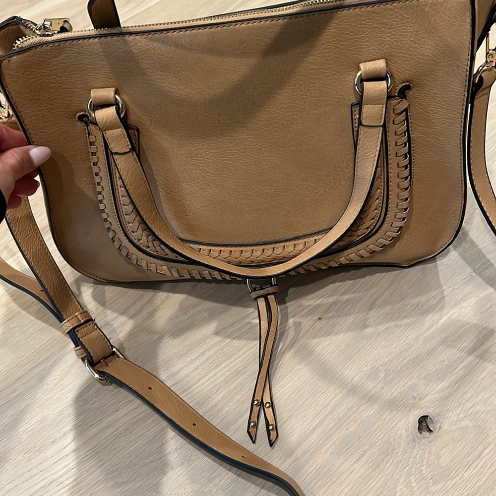 Tan tote - Picture 3 of 3